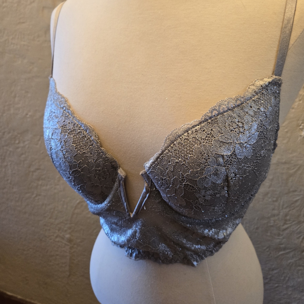 π₯3/15$ Silver lace bustier corset top β metallic glam, Y2K meets soft goth - Picture 4 of 6